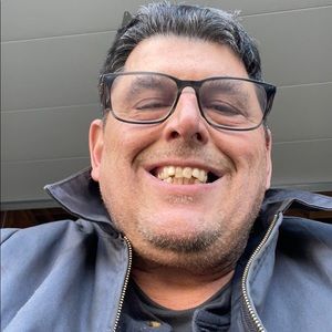 Meet your Posher, Stephen